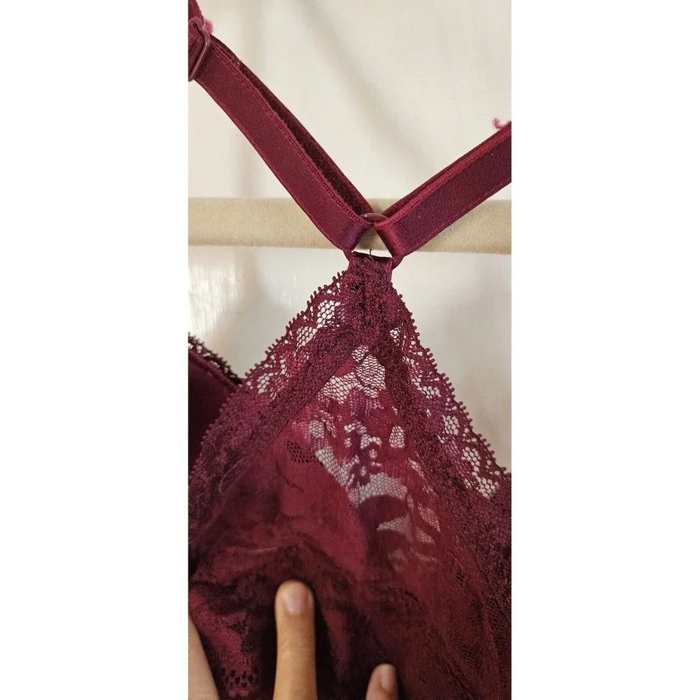 victoria Secret  dark red lace lining bralette Small‎ unwired new